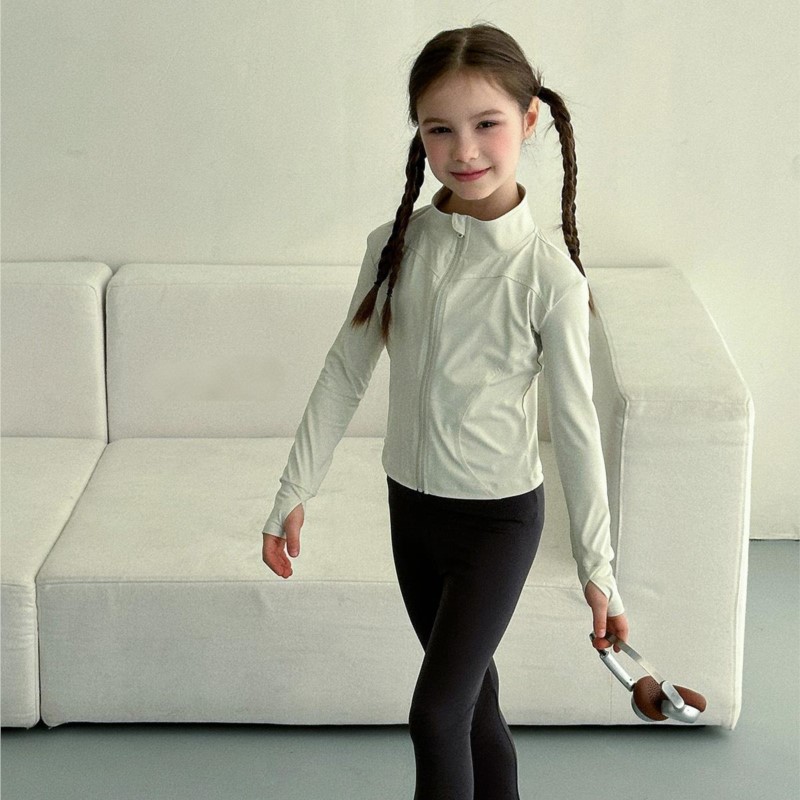 Modna kurtka do jogi dla dziew – Baby Yoga Clothing recenzja i cena